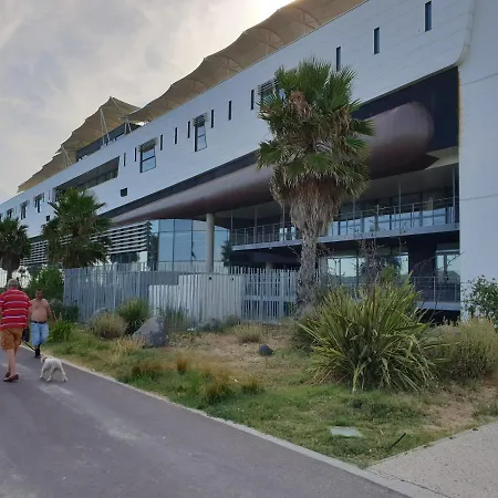 Appartement Les Bains, Vue Sur L'etang De Thau Classement 2 Etoiles